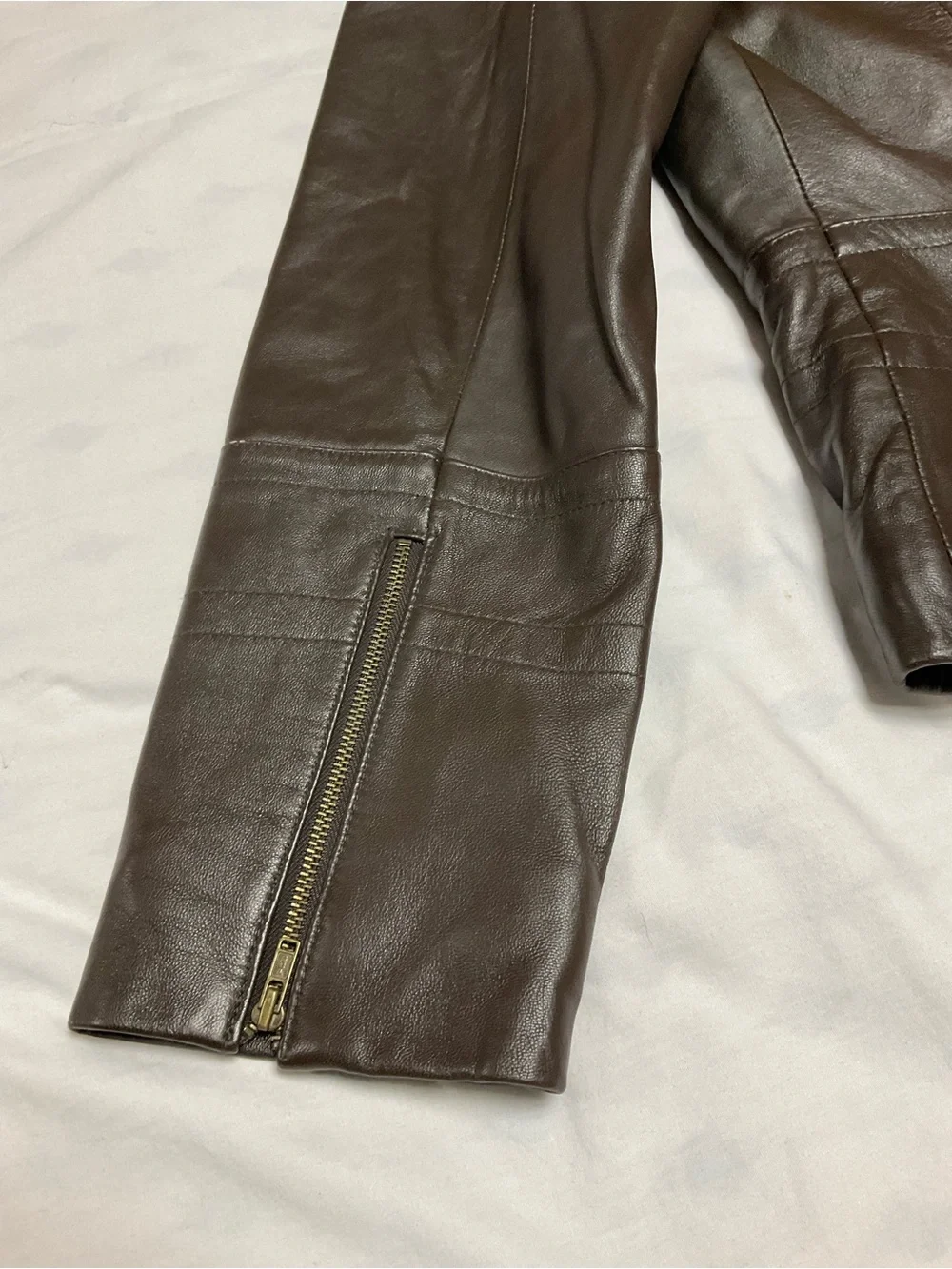 VTG Y2K Bagatelle Brown Genuine Leather Jacket Faux Fur Collar. Size 10
